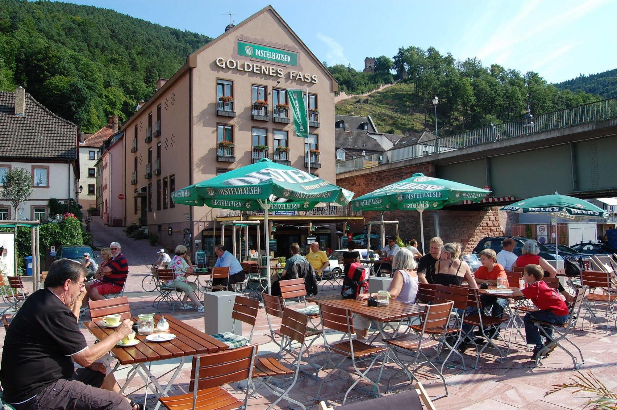 Hotel Goldenes Fass Freudenberg am Main Exterior foto